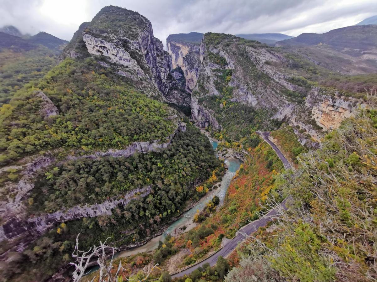 La Peyregoune, logement en pleine nature Blieux Extérieur photo