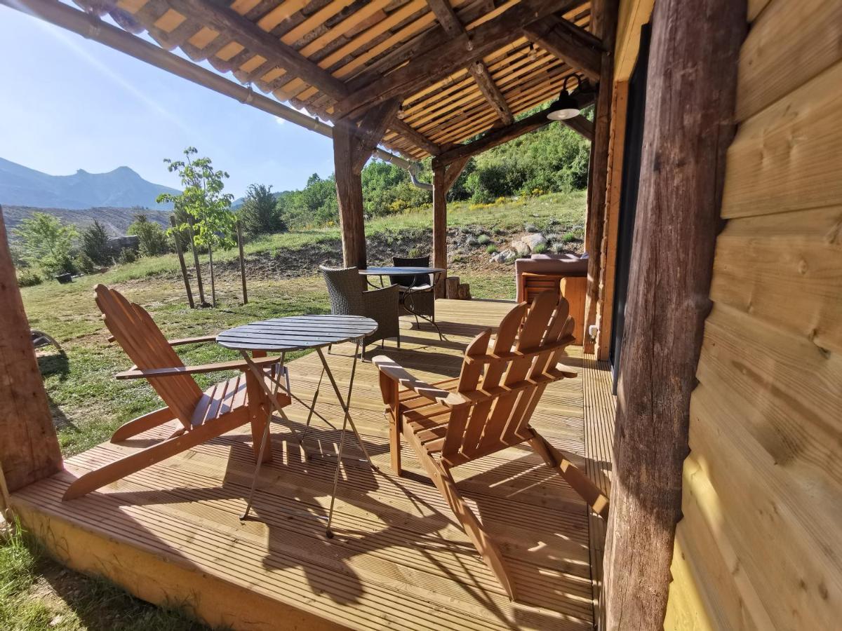 La Peyregoune, logement en pleine nature Blieux Extérieur photo