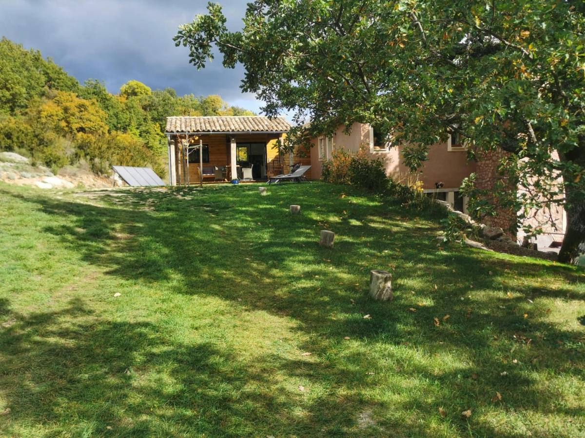 La Peyregoune, logement en pleine nature Blieux Extérieur photo