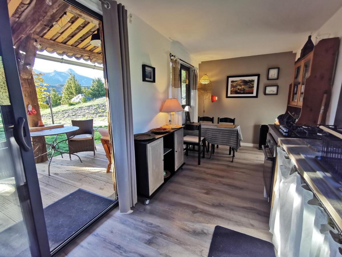 La Peyregoune, logement en pleine nature Blieux Extérieur photo